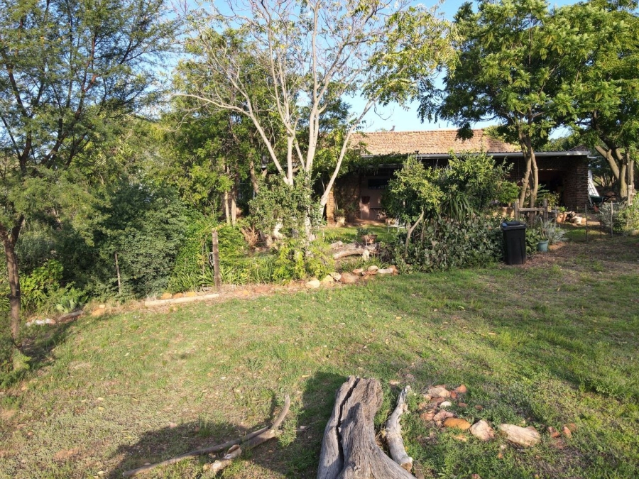 10 Bedroom Property for Sale in Joubertina Eastern Cape